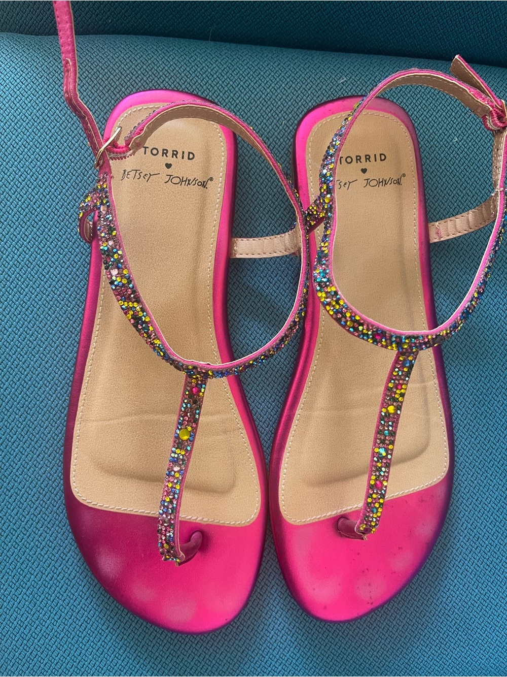 Torrid Betsey Johnson Magenta Rainbow T-Strap Sandal Size 11